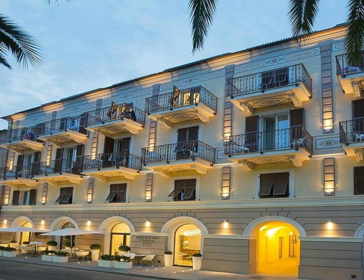 Hotel San Pietro Palace Finale Ligure Buitenkant foto